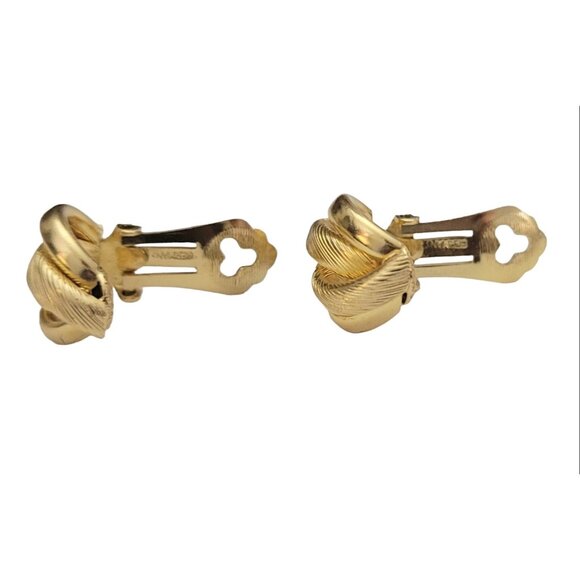 Christian dior grosse 1959 - Gem Grosse 1959 Smooth, Textured Gold Tone Knot Clip-On Earrings, Signed K194